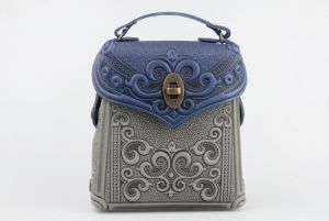 shoulder bag capacious leather bag