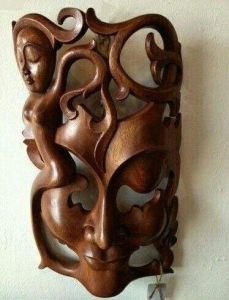 Балийская деревянная маска ручной работы