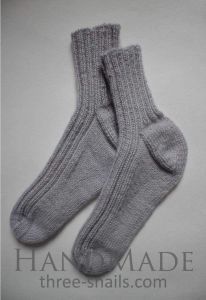 Вязаные носки "Бабушкина забота"