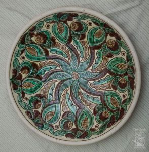 Керамическая декоративная тарелка "Черемош"
