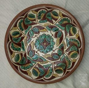 Керамическая декоративная тарелка "Горганы"