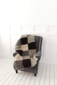 Grey throw blanket 100% wool "Monochrome checks"