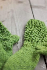 Вязаные носки ручной работы "Зелень"