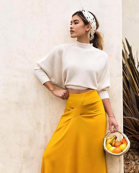 Yellow skirt